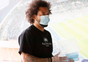 El coronavirus se apodera con el fútbol español y pone en riesgo el regreso a la Liga