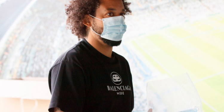 El coronavirus se apodera con el fútbol español y pone en riesgo el regreso a la Liga