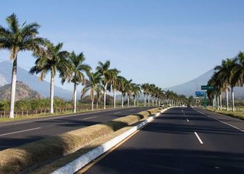 EL departamento de Tránsito de la PNC comenzará a realizar operativos en la autopista Palí­n-Escuintla