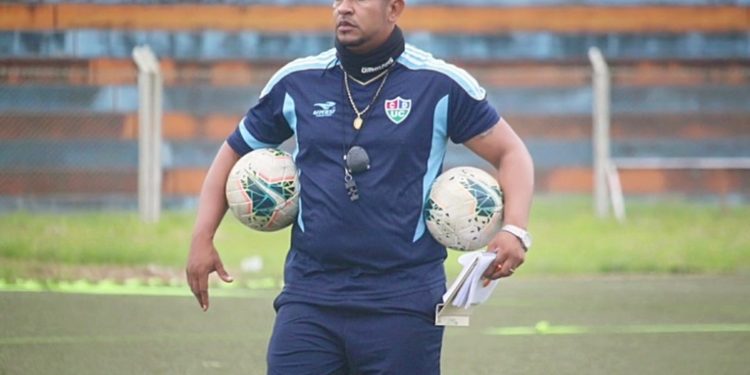 El Deportivo Iztapa anuncia la salida su director técnico, Milton García