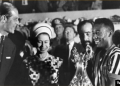 El dí­a en que la reina Isabel II coronó al rey Pelé