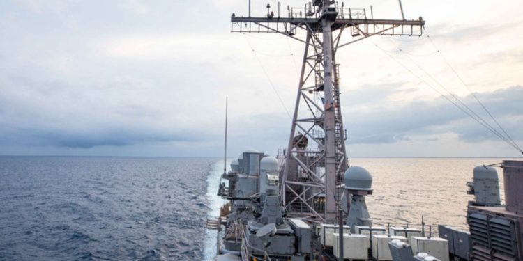 El Ejército de China se pone en alerta tras el paso de dos buques de EE.UU. por el estrecho de Taiwán