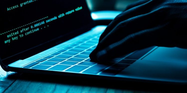 El escándalo por espionaje a periodistas y activistas explota en El Salvador