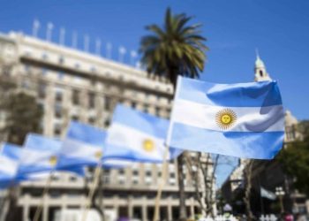El FMI aprueba cuentas de Argentina y prepara nuevo desembolso para el Gobierno de Milei