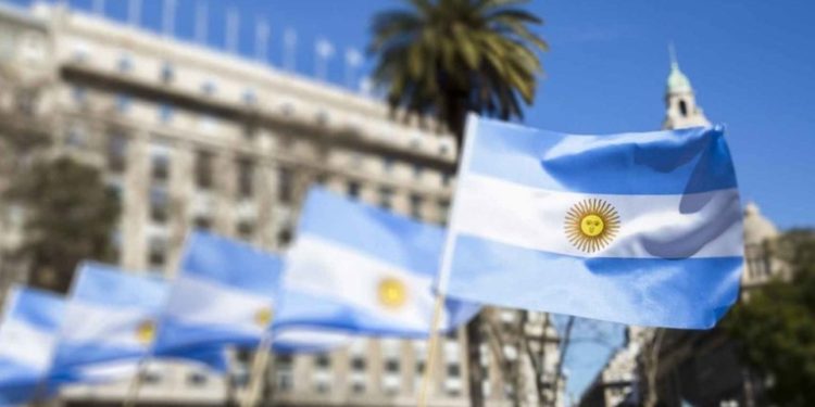 El FMI aprueba cuentas de Argentina y prepara nuevo desembolso para el Gobierno de Milei