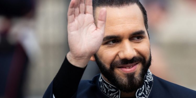 El FMI le da un espaldarazo a Bukele pero le impone una condición