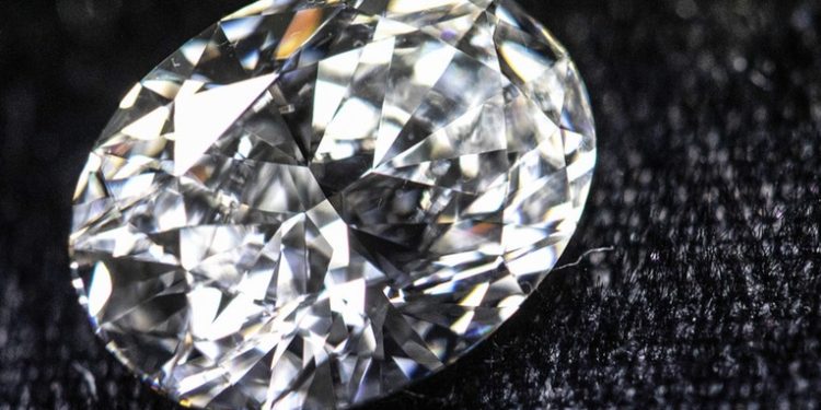 El G7 no logra llegar a un acuerdo sobre la prohibición de los diamantes rusos