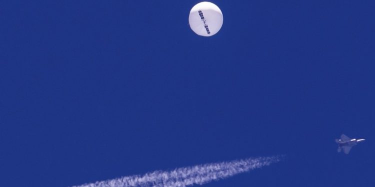 El globo chino derribado sobre EE.UU. reunió datos de inteligencia de instalaciones militares