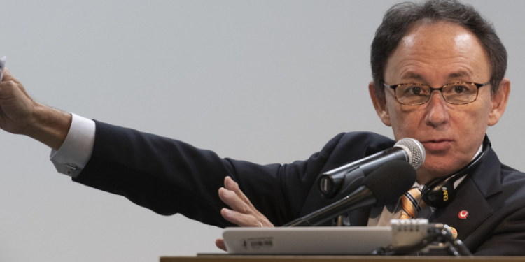 El gobernador de Okinawa advierte que la alta concentración de bases militares de EE.UU. en su prefectura amenaza la paz