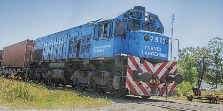 El Gobierno de Milei oficializa el proceso de privatización de la empresa de trenes Belgrano Cargas