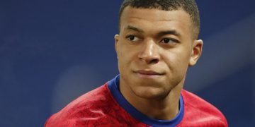 El increí­ble gesto de Mbappé con niño peruano hospitalizado