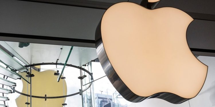 El iPhone 14 Pro tendrá una cámara de 48 megapí­xeles y el iPhone 15 contará con una lente periscópica en 2023, según un experto