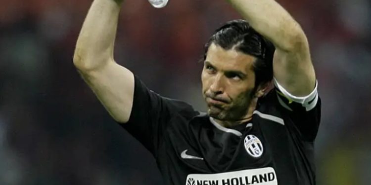 El legendario arquero Gianluigi Buffon cuelga los botines