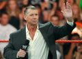 El legendario Vince McMahon renuncia a su cargo tras décadas al frente de la WWE