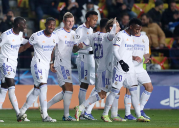 El Madrid impone su ley ante el Sheriff y sella el pase a octavos de Champions