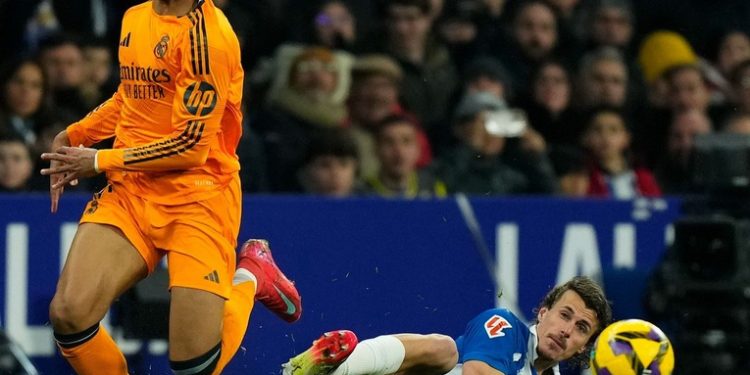 El Madrid protesta ante la RFEF por el arbitraje frente al Espanyol y se plantea acudir a la justicia ordinaria