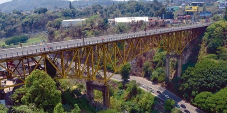 El Ministerio de Comunicaciones adjudico la construcción del nuevo puente Belice