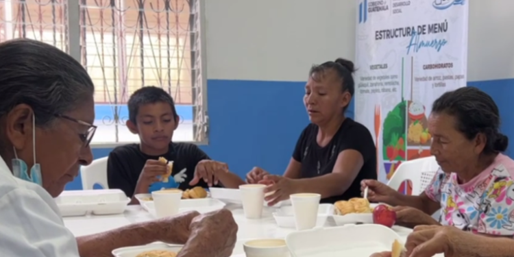 El Ministerio de Desarrollo Social tiene en funcionamiento un total de 78 comedores sociales en el país