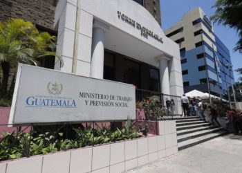 El ministerio de Trabajo verifica el cumplimiento en el pago del aguinaldo en empresas del paí­s