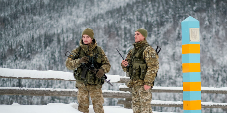 El ministro de Defensa de Ucrania asegura que Rusia no tiene grupos de asalto preparados para una invasión