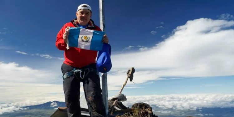 El montañista Jaime Viñals fue nombrado como embajador de turismo del paí­s