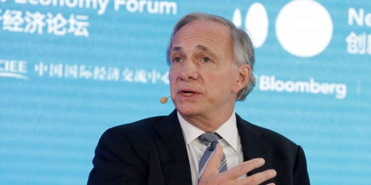 El multimillonario Ray Dalio revela cuál es el mejor regalo para las festividades
