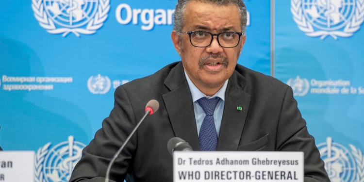 El mundo puede controlar la pandemia de Covid-19 en 'cuestión de meses', dice el jefe de la OMS