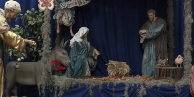 El nacimiento gigante de La Merced es visitado por cientos de devotos católicos