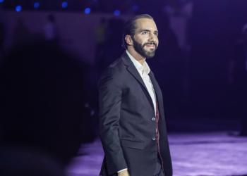 El oficialismo en El Salvador confirma que Bukele optará a la reelección