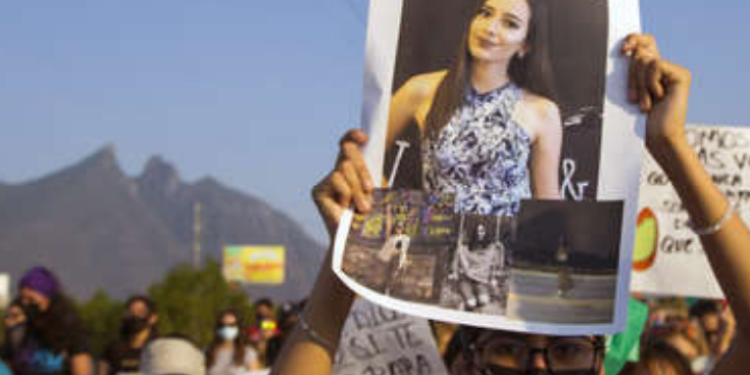 El padre de Debanhi, la joven desaparecida y hallada muerta en México, denuncia negligencia y mentira por parte de la Fiscalí­a