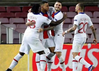 El Parí­s Saint-Germain arrolla en su propia casa al FC Barcelona