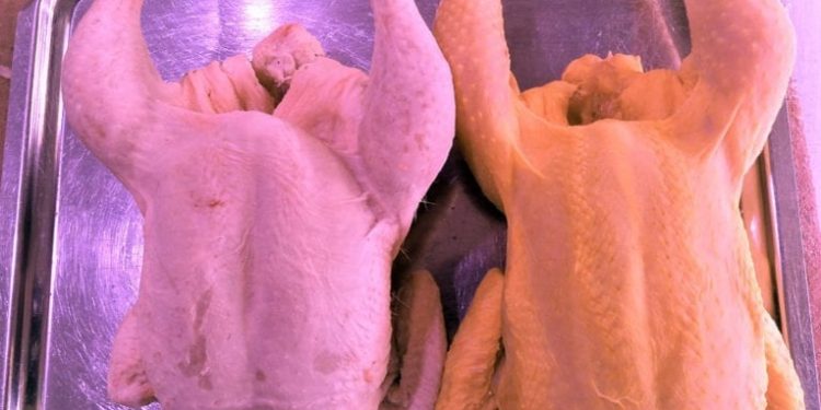 El pollo blanco y amarillo ha reflejado incrementos en sus precios desde hace un par de semanas