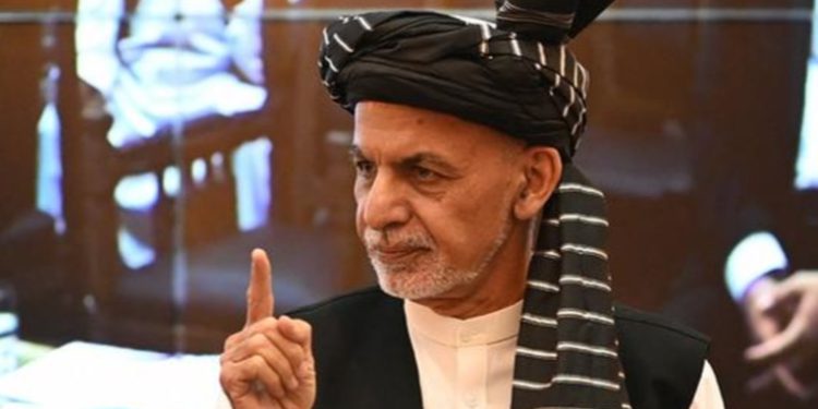 El presidente afgano Ashraf Ghani se refugió en Emiratos írabes