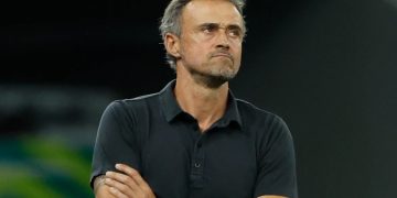 El PSG presenta al español Luis Enrique como nuevo entrenador