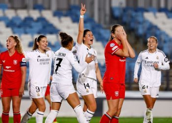 El Real Madrid barre al Twente en la Champions y calienta para el clásico