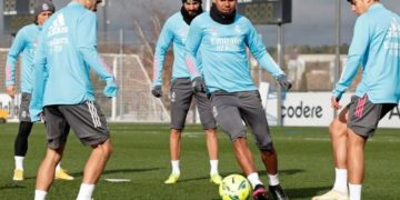 El Real Madrid continúa en busca de La Liga