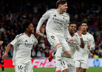 El Real Madrid doblega al Celta con polémica y tres goles liberadores en la prórroga