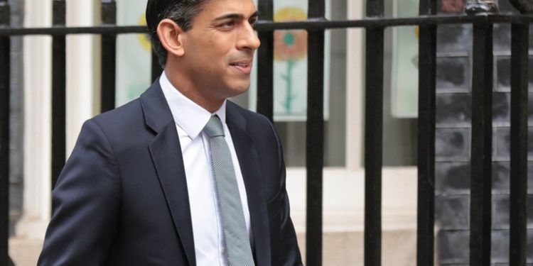 El Reino Unido le prestará a Ucrania 1.600 millones de dólares como ayuda financiera