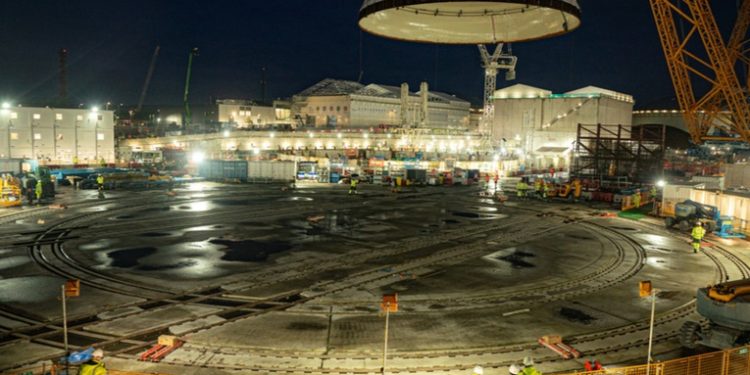 El Reino Unido planea realizar la mayor expansión de la energía nuclear en 70 años