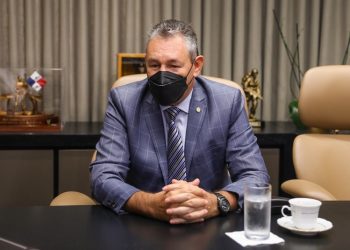 El representante de la OPS hace llamado a la población para vacunarse