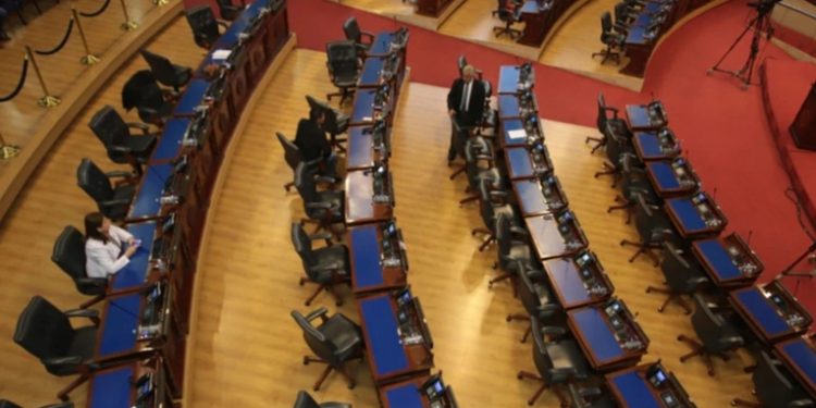 El Salvador: abogados y periodistas preocupados por nuevas amenazas a medios