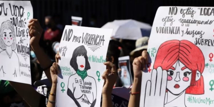 El Salvador aprueba reforma para que feminicidios no prescriban