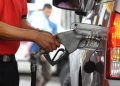 El Salvador aprueba suprimir temporalmente el IVA al combustible