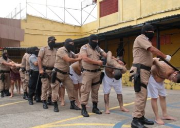 El Salvador comenzará a procesar a cientos de presuntos pandilleros