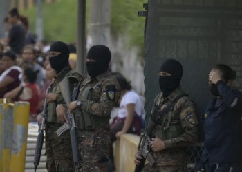 El Salvador prorroga régimen de excepción por tercera vez cuando sobrepasa los 34.000 detenidos