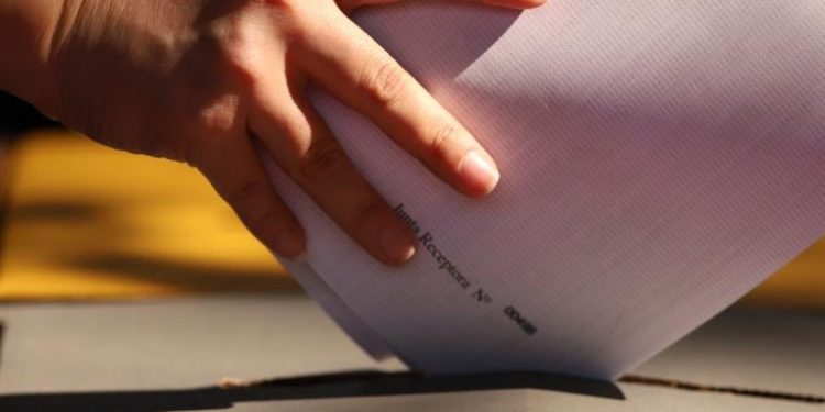 El Salvador reduce número de diputados para elecciones 2024