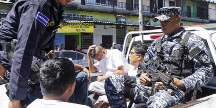 El Salvador reporta casi 50.000 capturas en cuatro meses