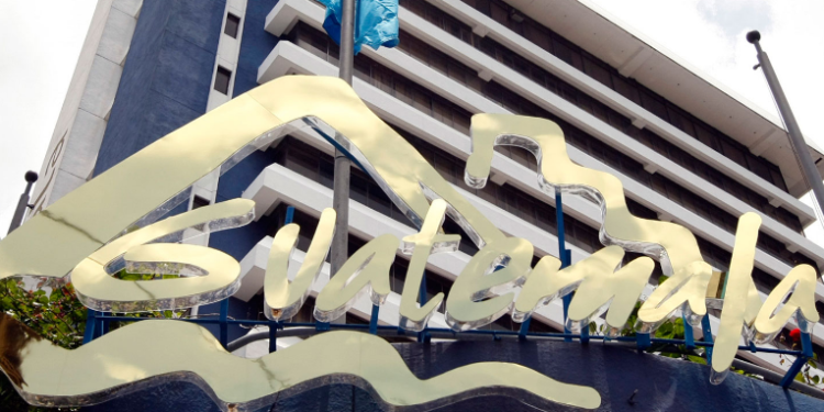 El Salvador y Guatemala se preparan para las fiestas agostinas