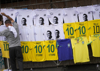 El Santos decide no retirar la camiseta con el 10 de Pelé y da una razón de peso