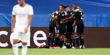 El Sheriff obra el milagro en el Bernabéu